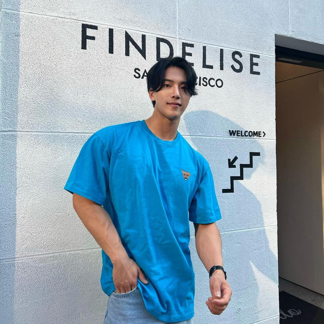 BBYB | 비비와이비 [@leafnine] Unisex Yellow Tape Over-fit T-shirt (Blue)